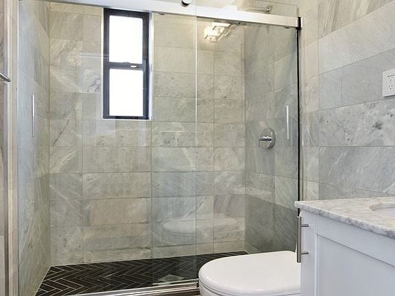 3rd image of 421 W 21st St APT 3B