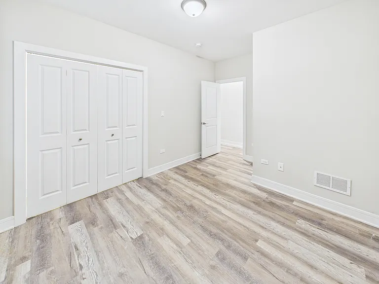 6622 S University Ave #1 — Photo 16