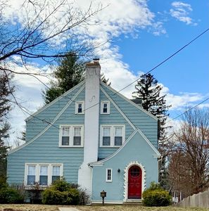 56 Western Ave, Westfield, MA, 01085