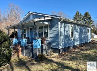 1220 The Great Rd, Fieldale, VA 24089