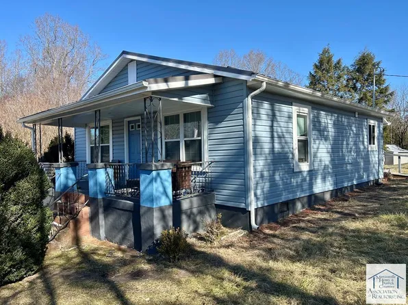 1220 The Great Rd, Fieldale, VA 24089