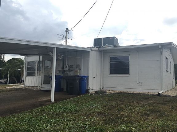 3rd image of 1566 Council Dr