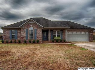 808 Wess Taylor Rd, Huntsville, AL 35811