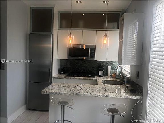 3rd image of 642 Michigan Ave APT 22