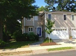 16 Overhill Rd, Providence, RI 02906