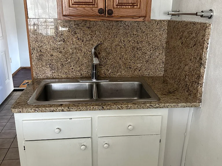 N39W6191 Jackson St — Photo 9