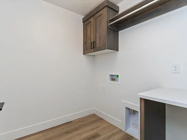 740 S Calhoun Ln — Photo 15