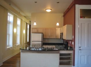 217-219 W 4th St #201, Waterloo, IA 50701