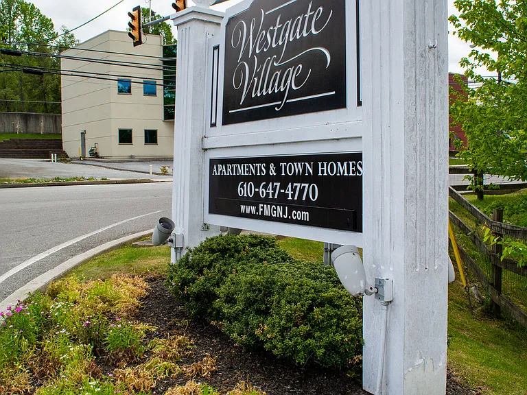 Westgate Village — Photo 9