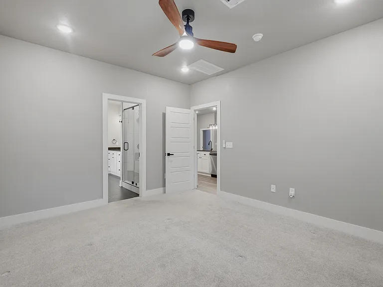 8 Leyland Dr — Photo 15