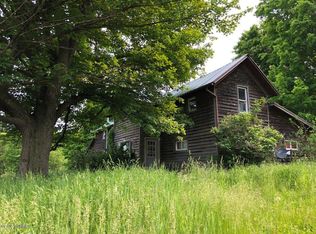 10753 S Bird Rd, Dowling, MI 49050