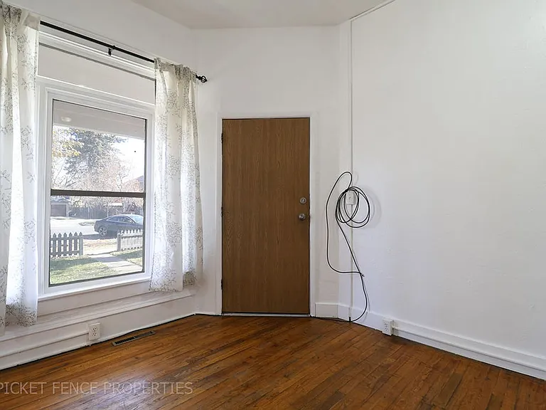 605 Mathews St — Photo 15