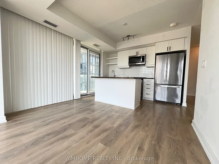 50 Wellesley St E #3210 — Photo 3