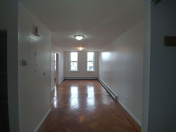 2nd image of 117 Bay 37th St APT 2F