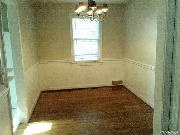 2nd image of 1210 W Valley Dr