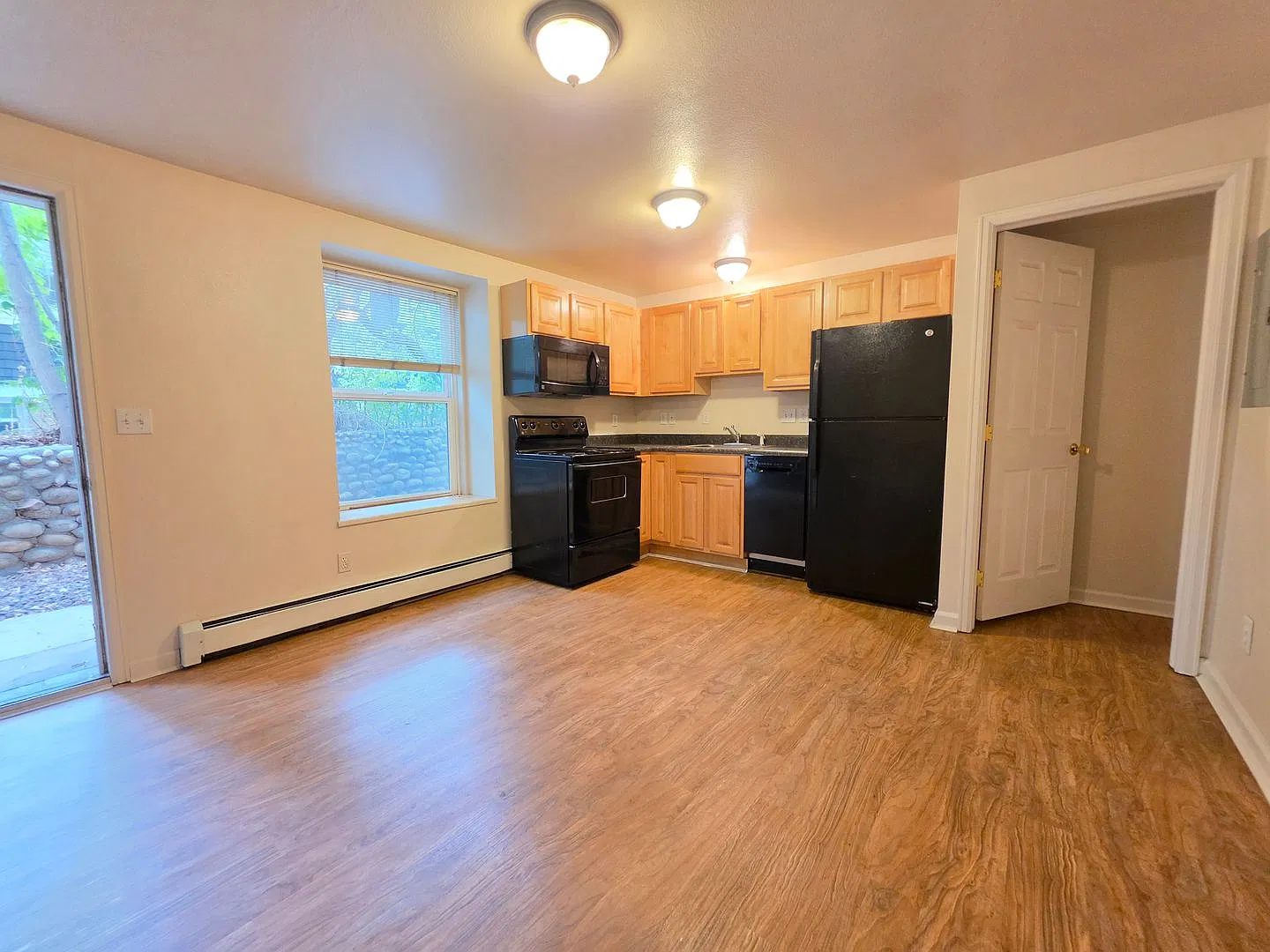 1000 Grandview Ave — Photo 4