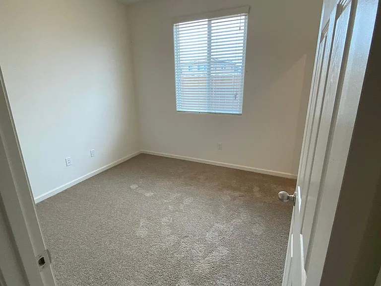3079 Austin Ln — Photo 9