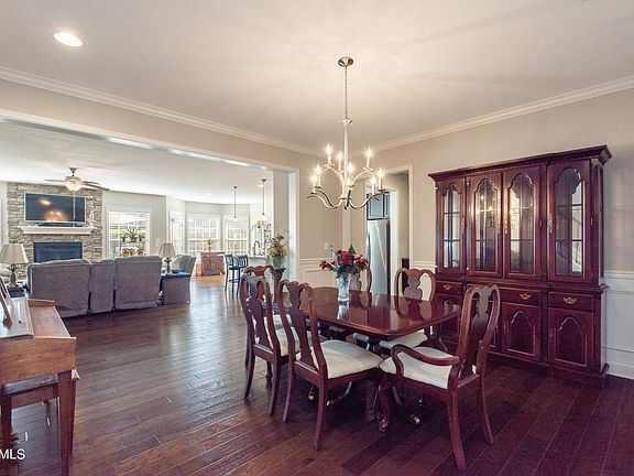 4th image of 1977 Piperton Ln