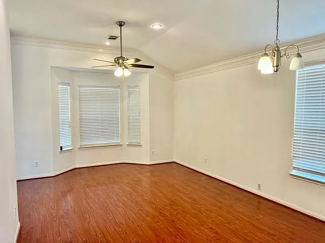 4 bed, 2.0 bath, $2,195 — Photo 4