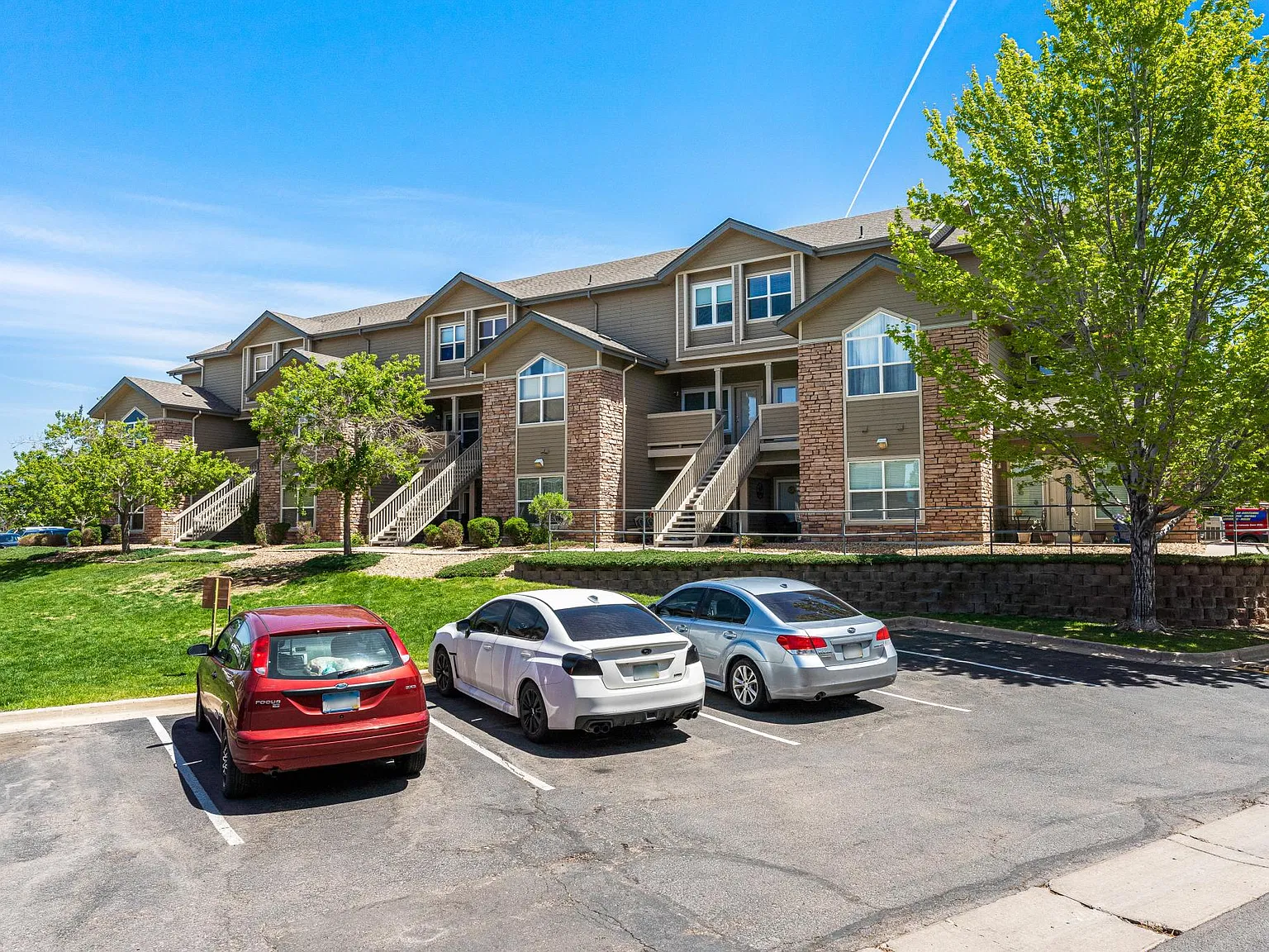 3233 S Zeno Ct — Photo 2
