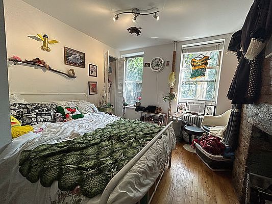 4th image of 120 E 7th St APT 2A