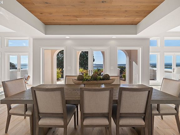 5th image of 1400 SE 75th Ct