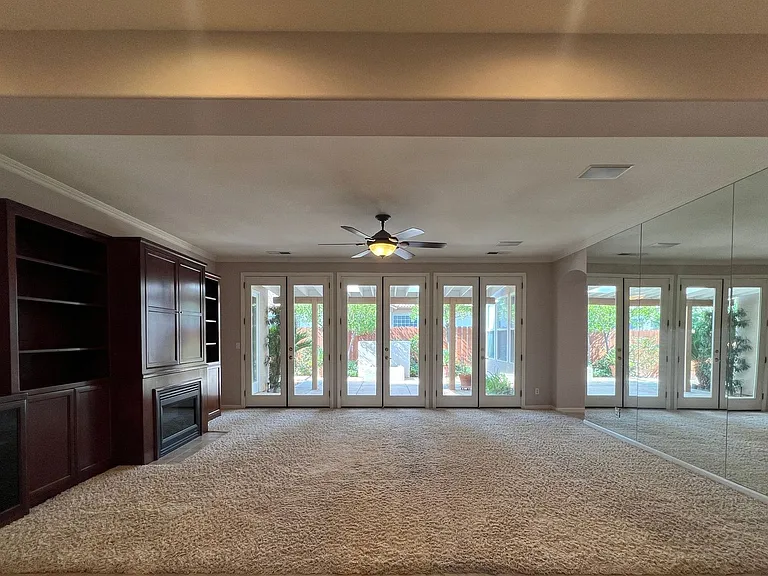 2456 E Marquise Ct — Photo 2