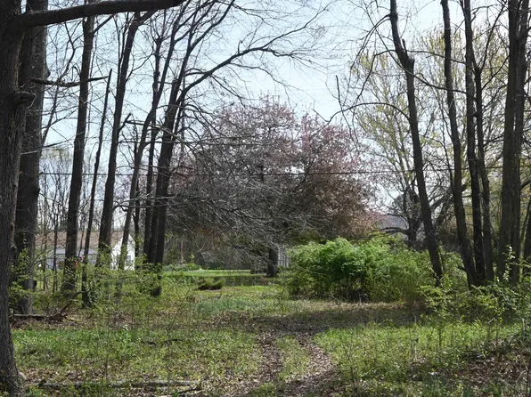 109 Powell St, Benton, KY 42025