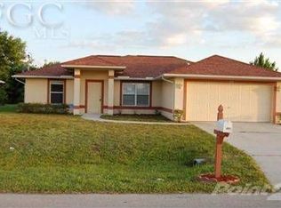 232 SE 8th St, Cape Coral, FL 33990