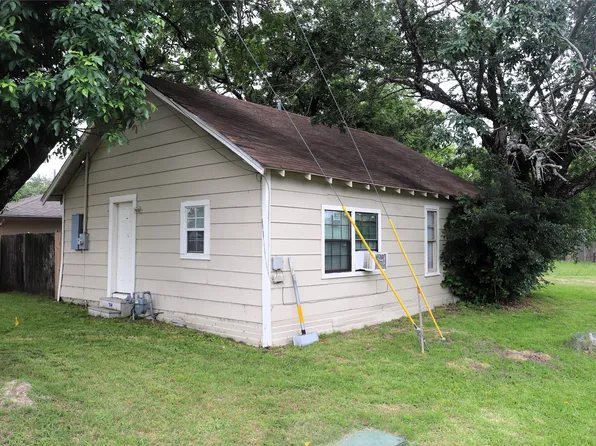 2510 Gilmer St, Caddo Mills, TX 75135