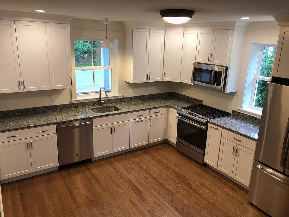 1st image of 117 Dartmouth St #1