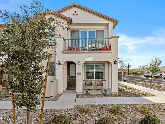 2nd image of 4717 S FERRIC --