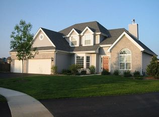 227 Willowbrook Way, Geneva, IL 60134