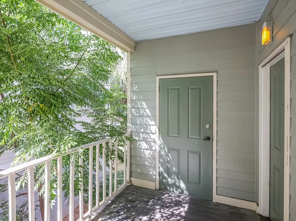 115 Drake St APT D, Charleston, SC 29403