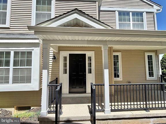 2nd image of 2602 Lexington Mews