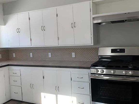 4th image of 603 N 10th St
