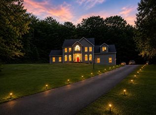 8 STONE FARM Road, Barrington, NH 03825-0000