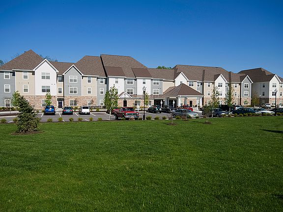 2nd image of 1055 Banham Ct #4-1202