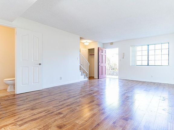 3rd image of 131 W Garfield Ave APT D