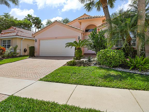 2nd image of 5268 Wycombe Avenue