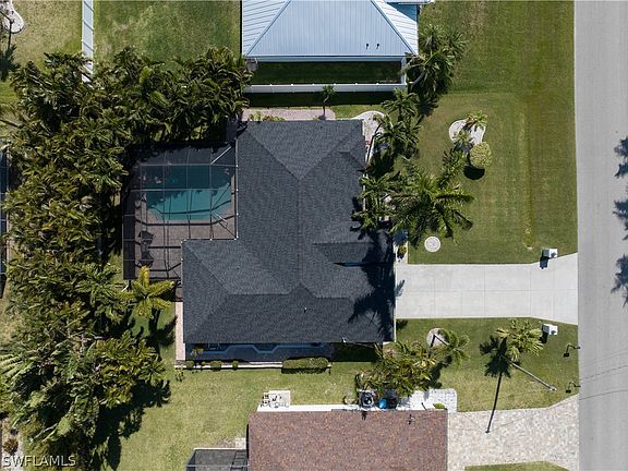 4th image of 2835 SW 32nd St