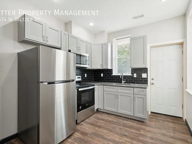 2634 W Seltzer St — Photo 11
