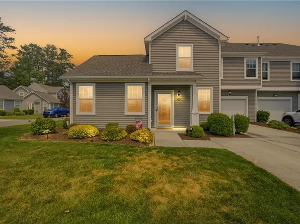 941 Vineyard Pl Unit B, Suffolk, VA 23435