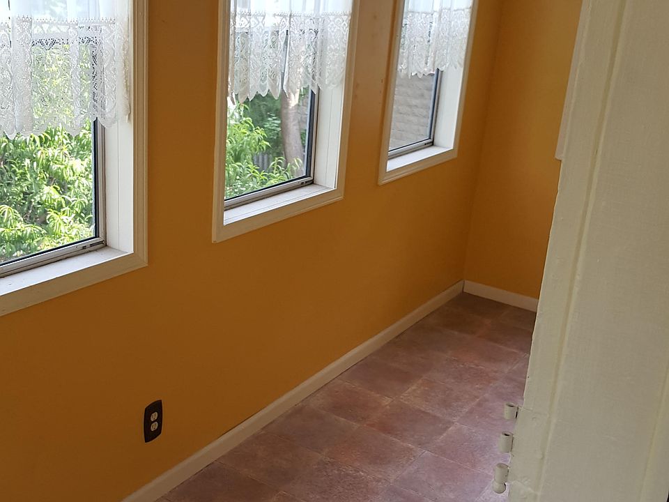 Upstairs back porch