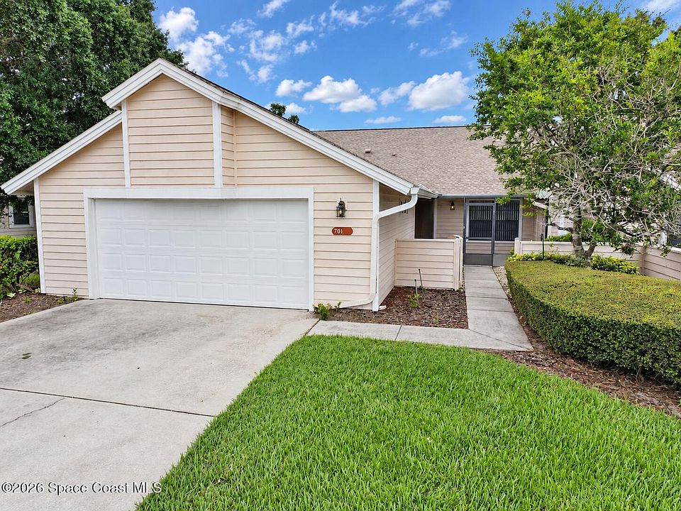 1st image of 701 Quail Hollow Way