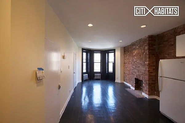 Rented by Citi Habitats | media 21