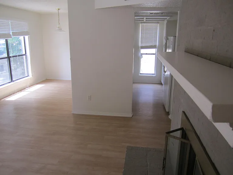 145 Coers Dr #4 — Photo 13