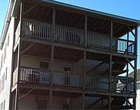 Newer 3 Story Deck
