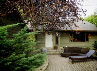 405 Buchanan Rd, Combined Locks, WI 54113