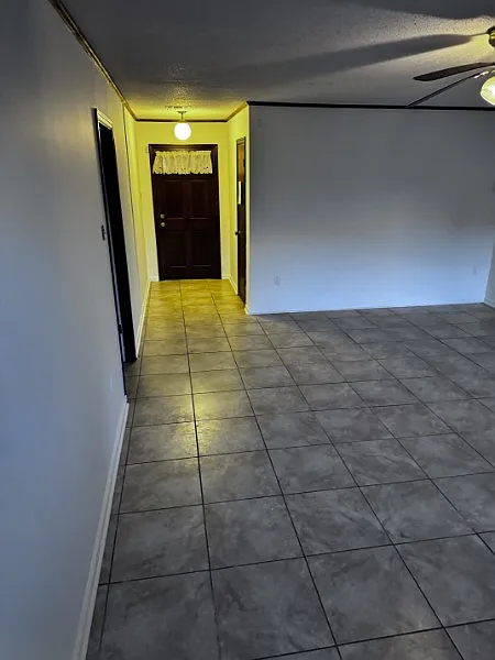 5521 Green Valley Avenue — Photo 4